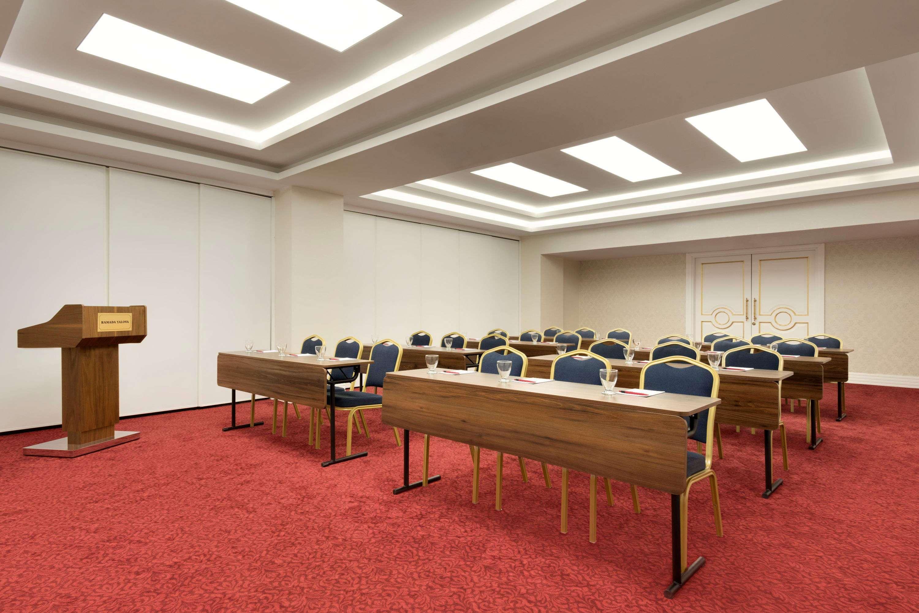 Ramada By Wyndham Yalova Hotel Yalova  Ngoại thất bức ảnh