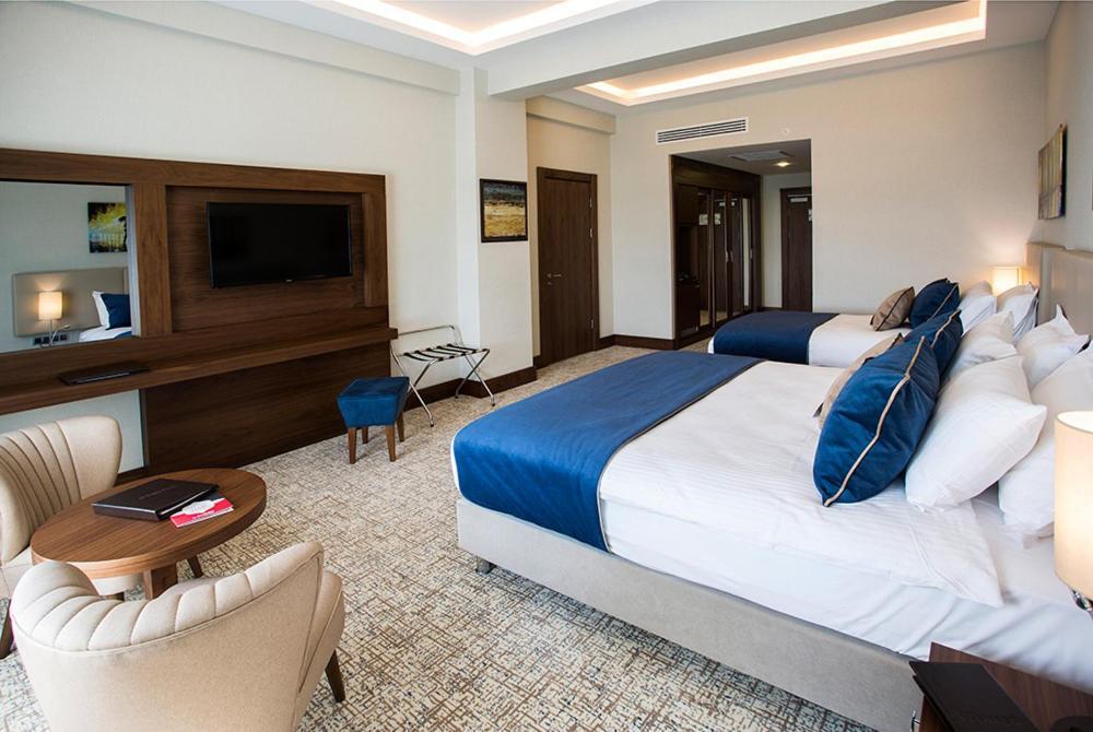 Ramada By Wyndham Yalova Hotel Yalova  Ngoại thất bức ảnh