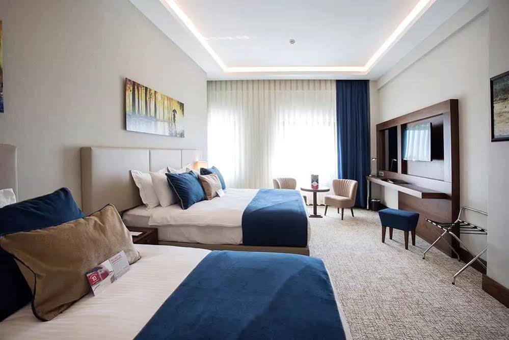Ramada By Wyndham Yalova Hotel Yalova  Ngoại thất bức ảnh